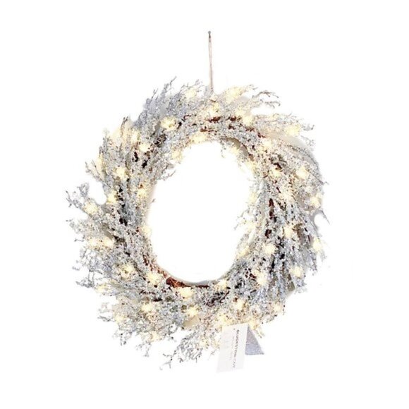 Glucksteinhome Pre-Lit Beaded Wreath With 50 Battery-Operated LED Lights - Picture 4 of 4